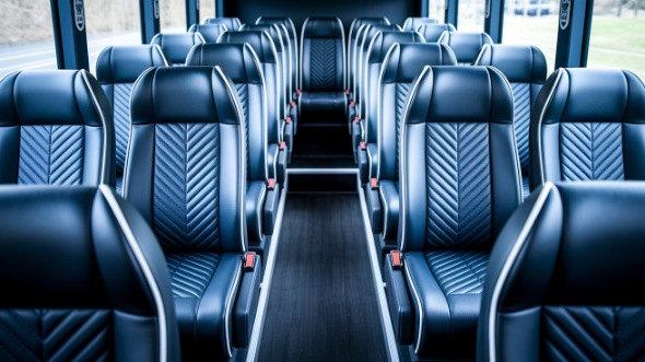 peoria 18 passenger minibus rental